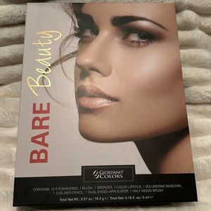 Bare Beauty Beauty Kit Eyeshadows, Eyeliner, Mascara, Bronzer, Blush, Lipstick.